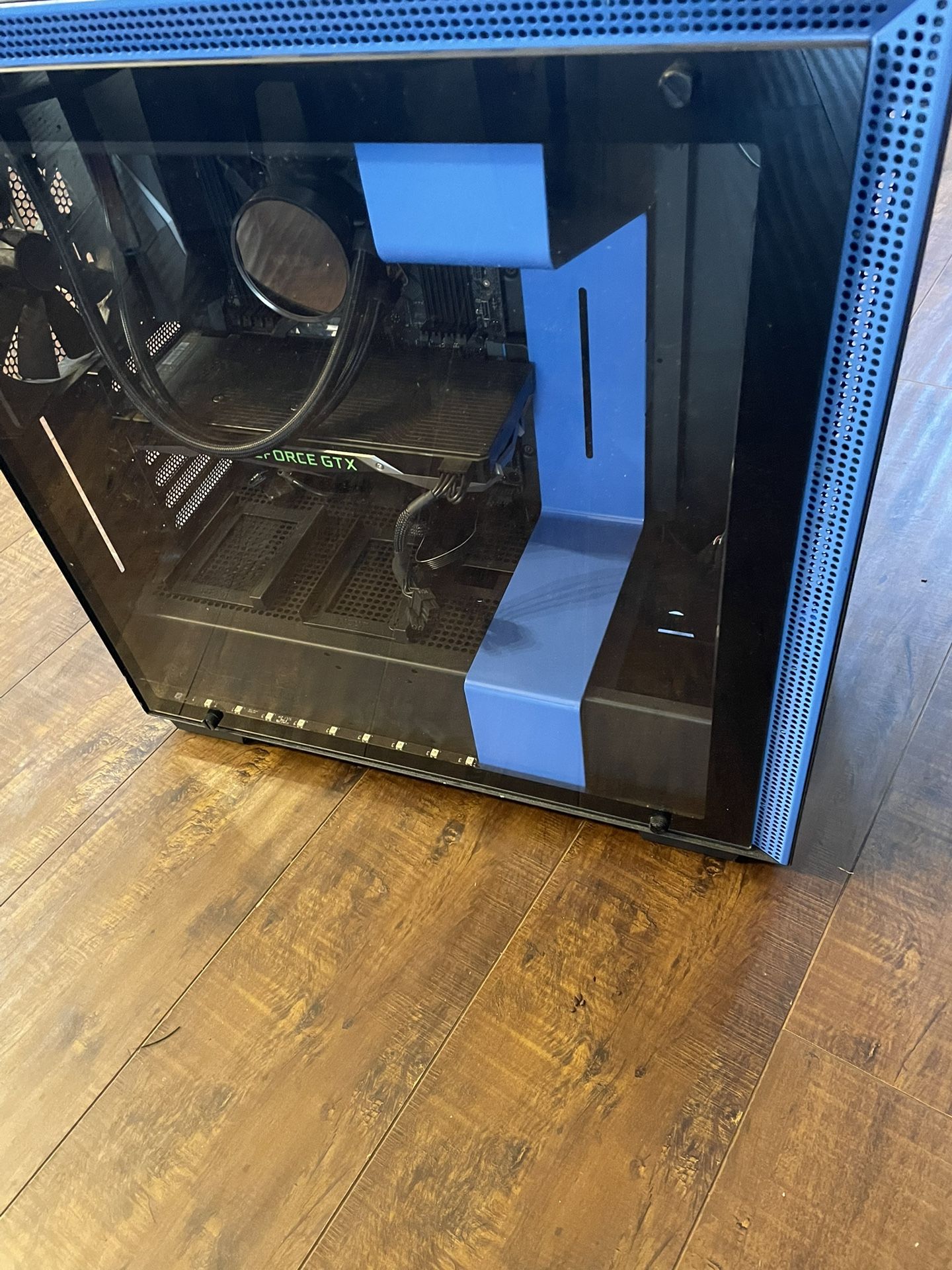 1070 GTX Gaming PCs / Computer