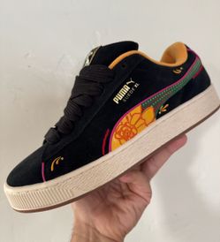 PUMA / SHOES / MENS / BLACK SUEDE / LA CATRINA