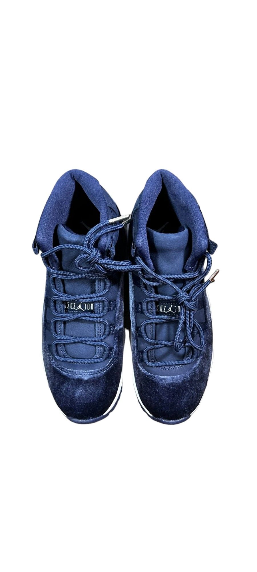 Nike Air Jordan 11 Retro Midnight Navy Velvet Women's Size 7