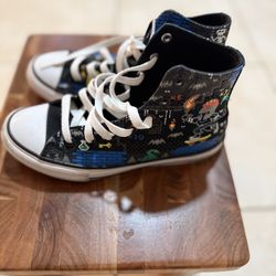 🎮 Kids Chuck Taylor “Ready Player One” Converse - Size 3 - $20