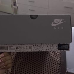 Wolf Grey 5 Size 11.5Men