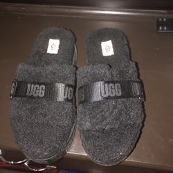 Ugg Sandals 