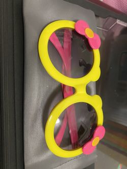 Kids Sun Glasses 👓  Brand New 