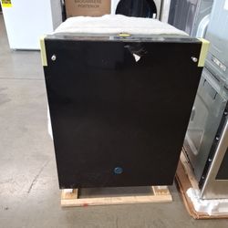 GE Dishwasher In Stainless Steel Black 