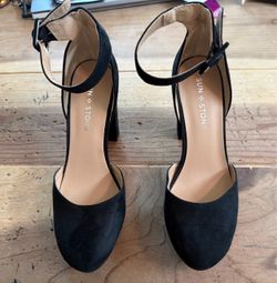 SUN STONE Womens Estrella Microsuede Ankle Strap Pumps Sz 6.5