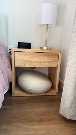 Thuma Classic Nightstand with Legs