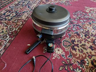 Multi cooker/ steamer