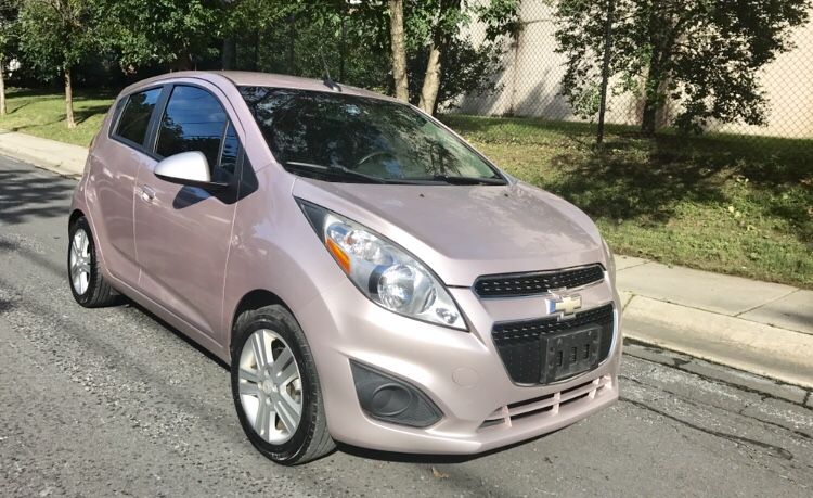 Bluetooth • 2013 Chevrolet Spark • Uber Lyft • Movie Touch Screen Great on Gas