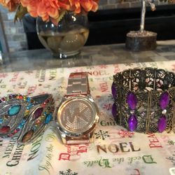 Watch Bracelets Earrings Pendant  Price Include Everything In The Pic 