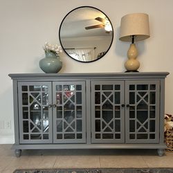 Long console table