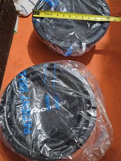 2x Pioneer TS-W312S4 12" Single Voice Coil Subwoofer