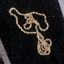 Real Gold 14 K Asking 1,000 I Can Meet At Pawnshop 