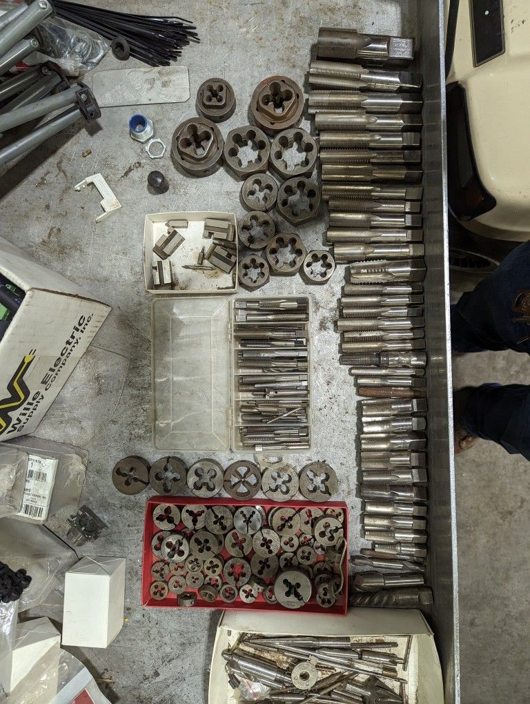 [PRICE CUT, O.B.O.] USA MADE TAPS AND DIES, SELLING THE WHOLE LOT FOR $300 O.B.O.