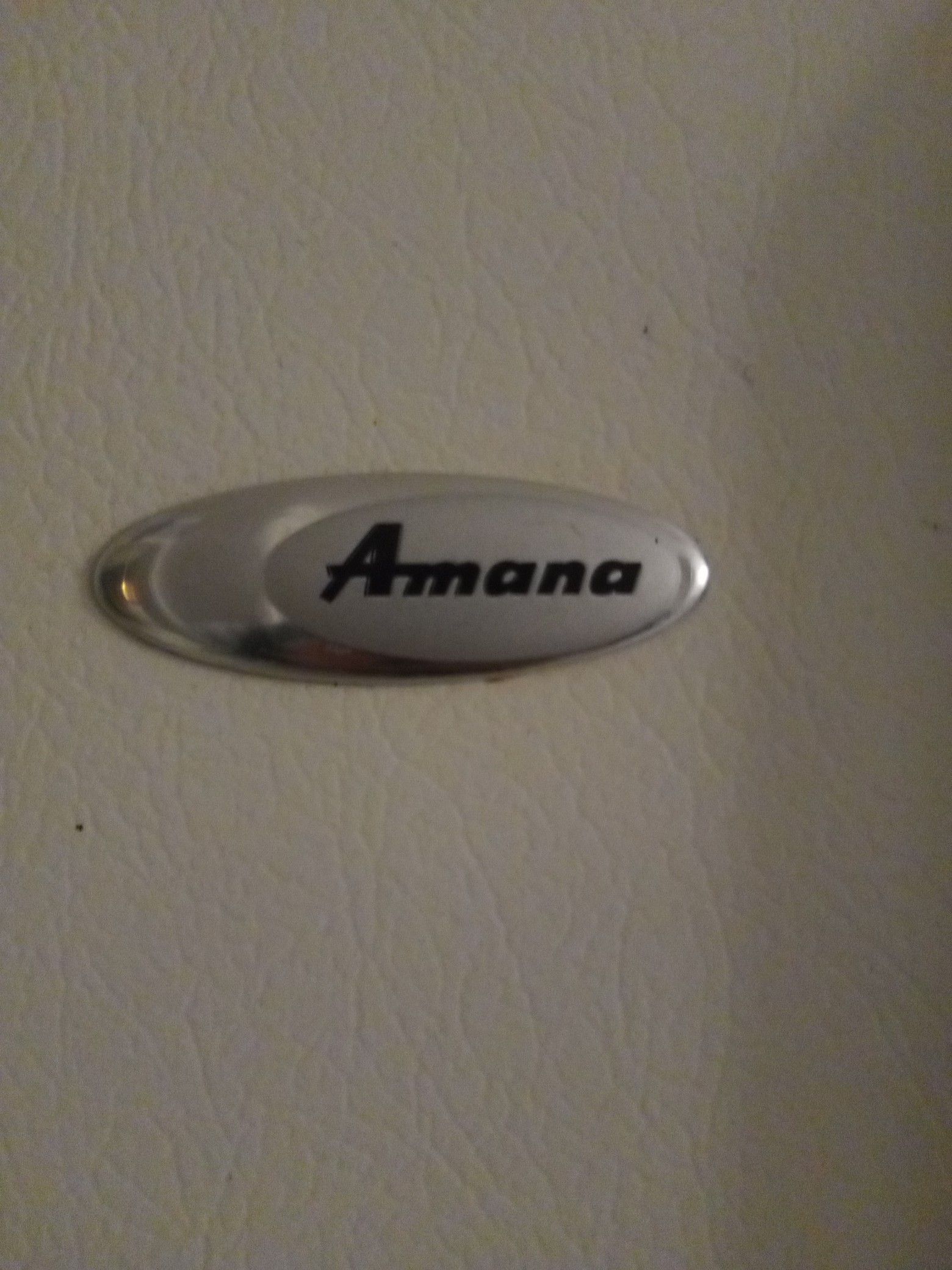 Amanna refrigerator and freezer