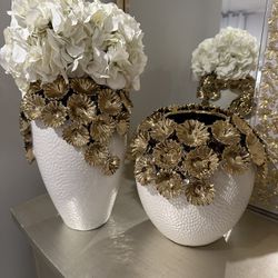White & Gold Vases