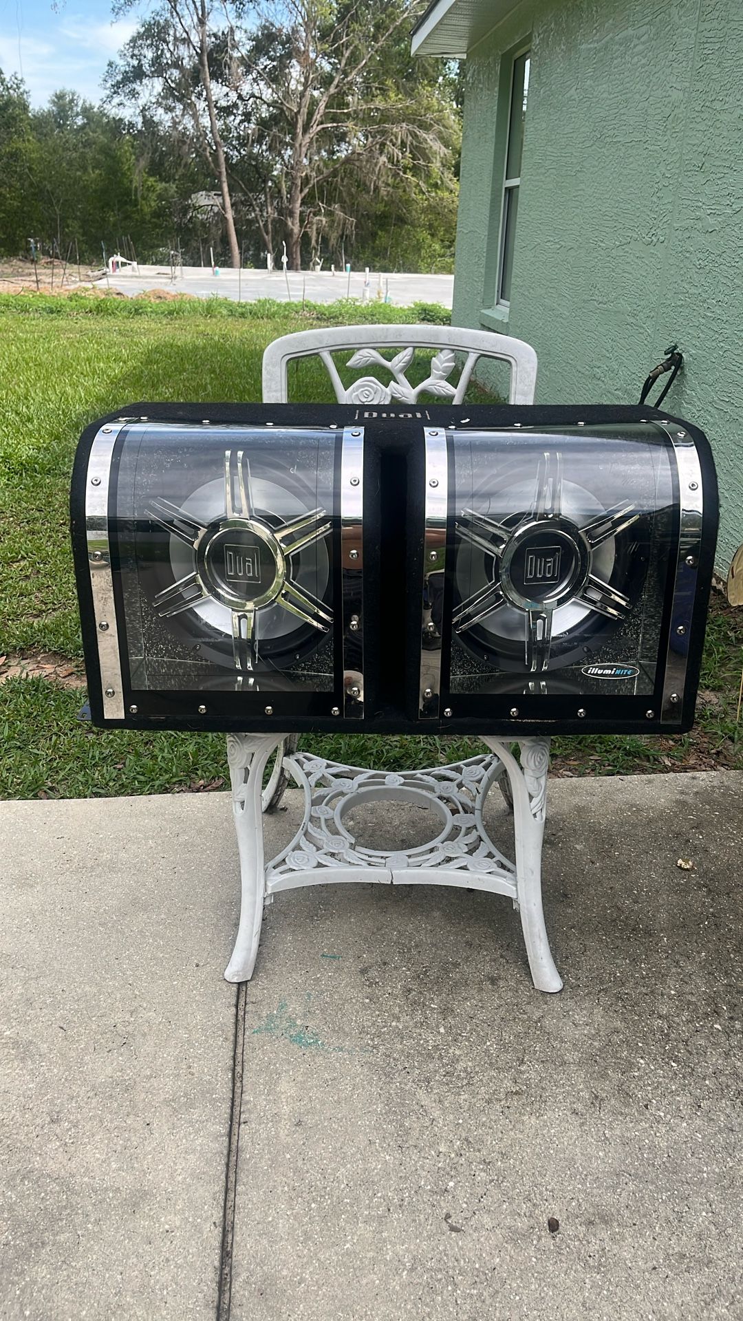 Dual Sound System For Car.