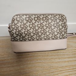 DKNY crossbody 
