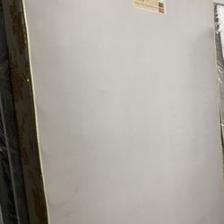 Double Box Spring In Good Condition 