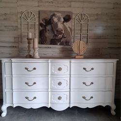 Refinished 9 Drawer Solid Oak French Provincial Dresser/Changing Table 