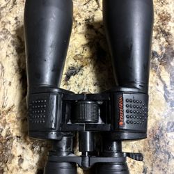 Celestron SkyMaster 20x70 Binocular