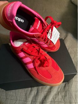 Women’s Adidas Brand New with Box Size 6
