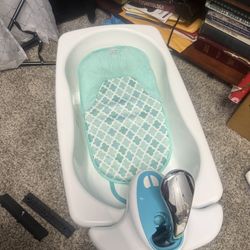 Baby bathtub