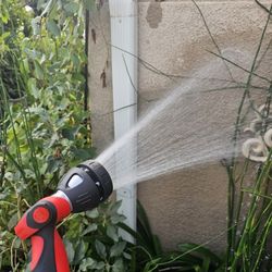 Garden Spray Nozzle New In The Box Never Benn Used Works Great You Will Love It