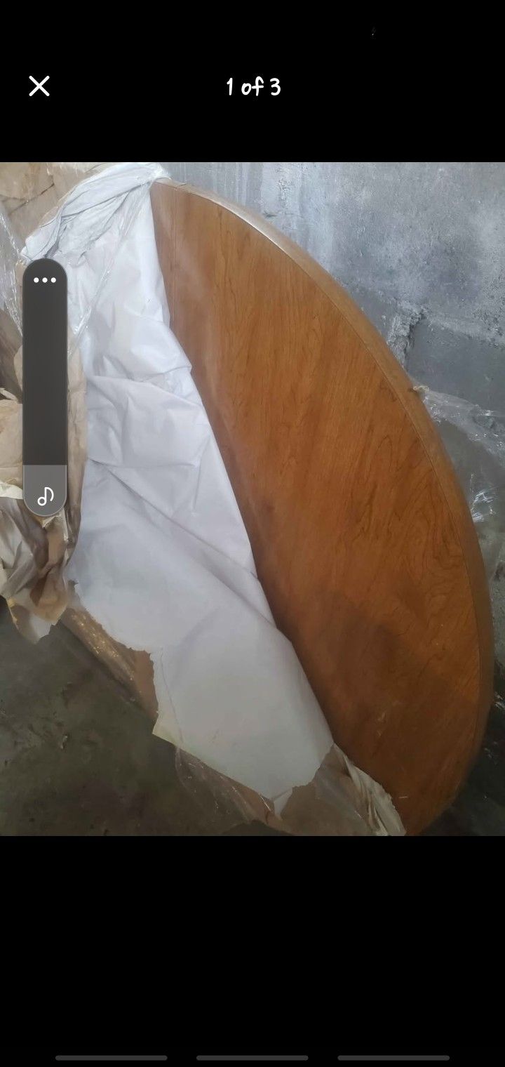 Adjustable Wood Table
