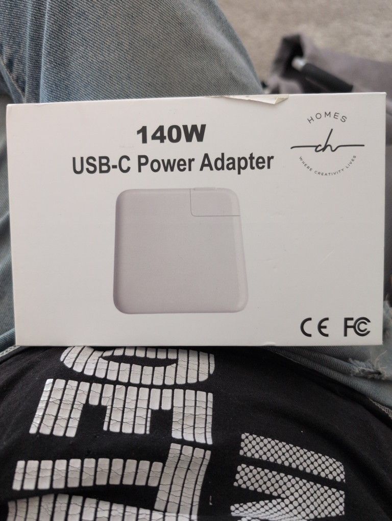 140w Usb-c Power Adapter Brand New