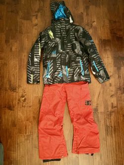 Quicksilver Snowboard Jacket And DC Snowboard Pants