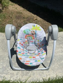 Bright Starts Playful Paradise Portable Compact Baby Swing