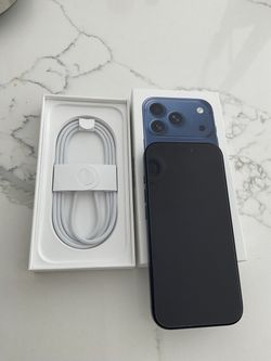 Iphone 17 Pro Deep Blue 256 GB Unlocked -100% Battery-
