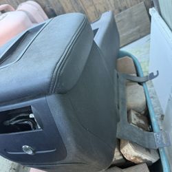 2007 CHEVROLET TAHOE FRONT CENTER FLOOR CONSOLE