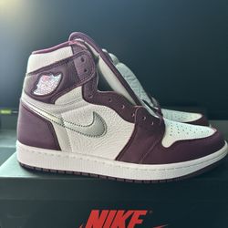Air Jordan 1 Retro High OG Bordeaux 
