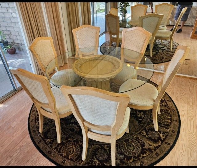 Dining Table w/ 6 Chairs + Rug