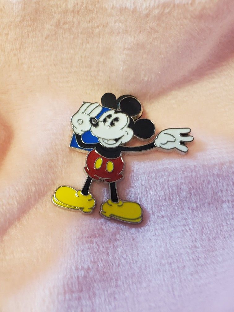 2010 Micky Mouse Pin Disney