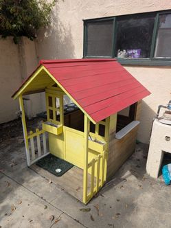 Kids Playhouse **Used**