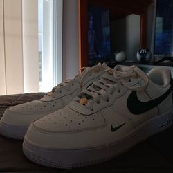 Nike Air Force 1s  (40th Edition) BEST OFFER