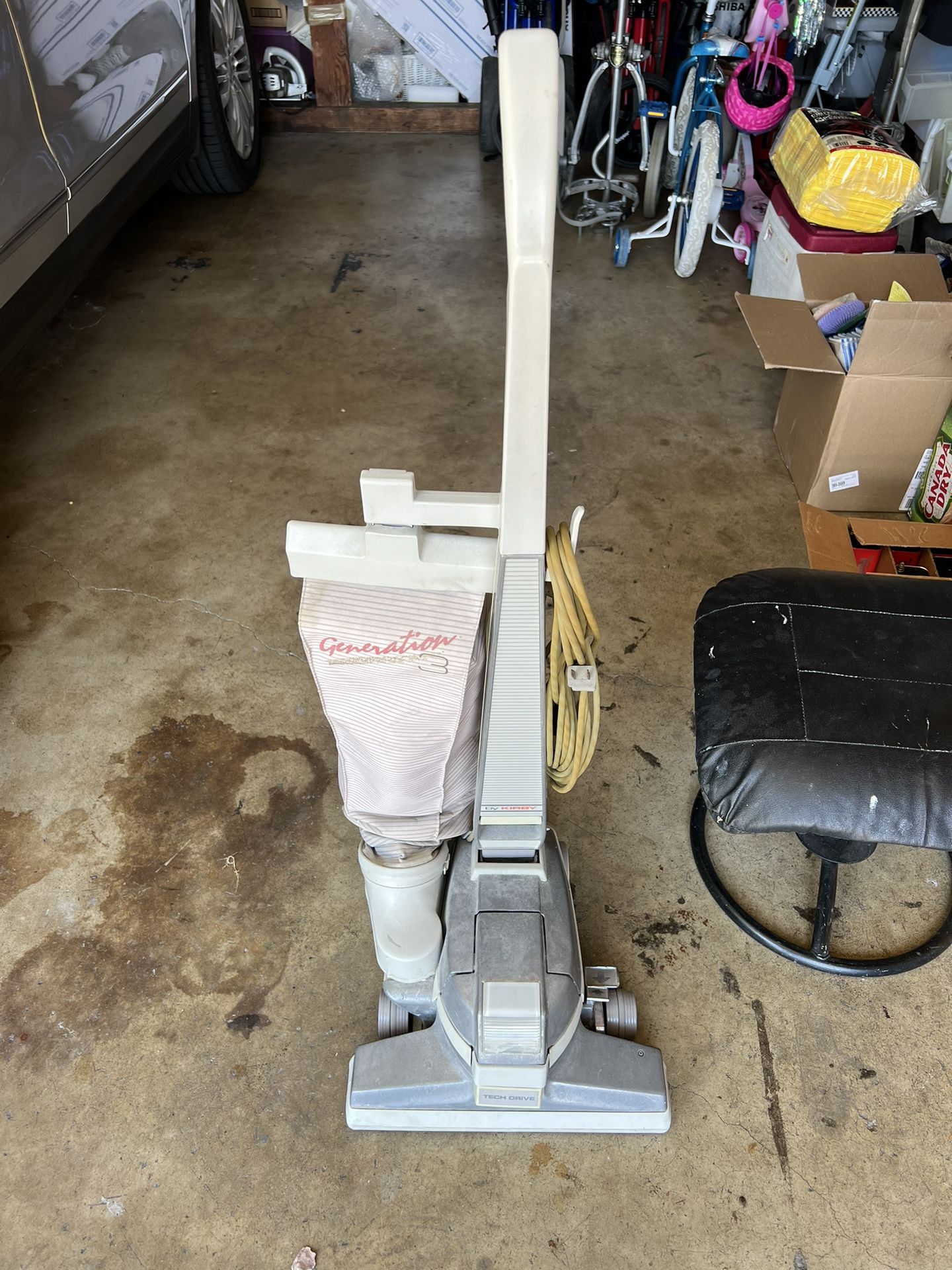 Kirby Generation ||| Vacuum Cleaner Self Propeller Very Good.