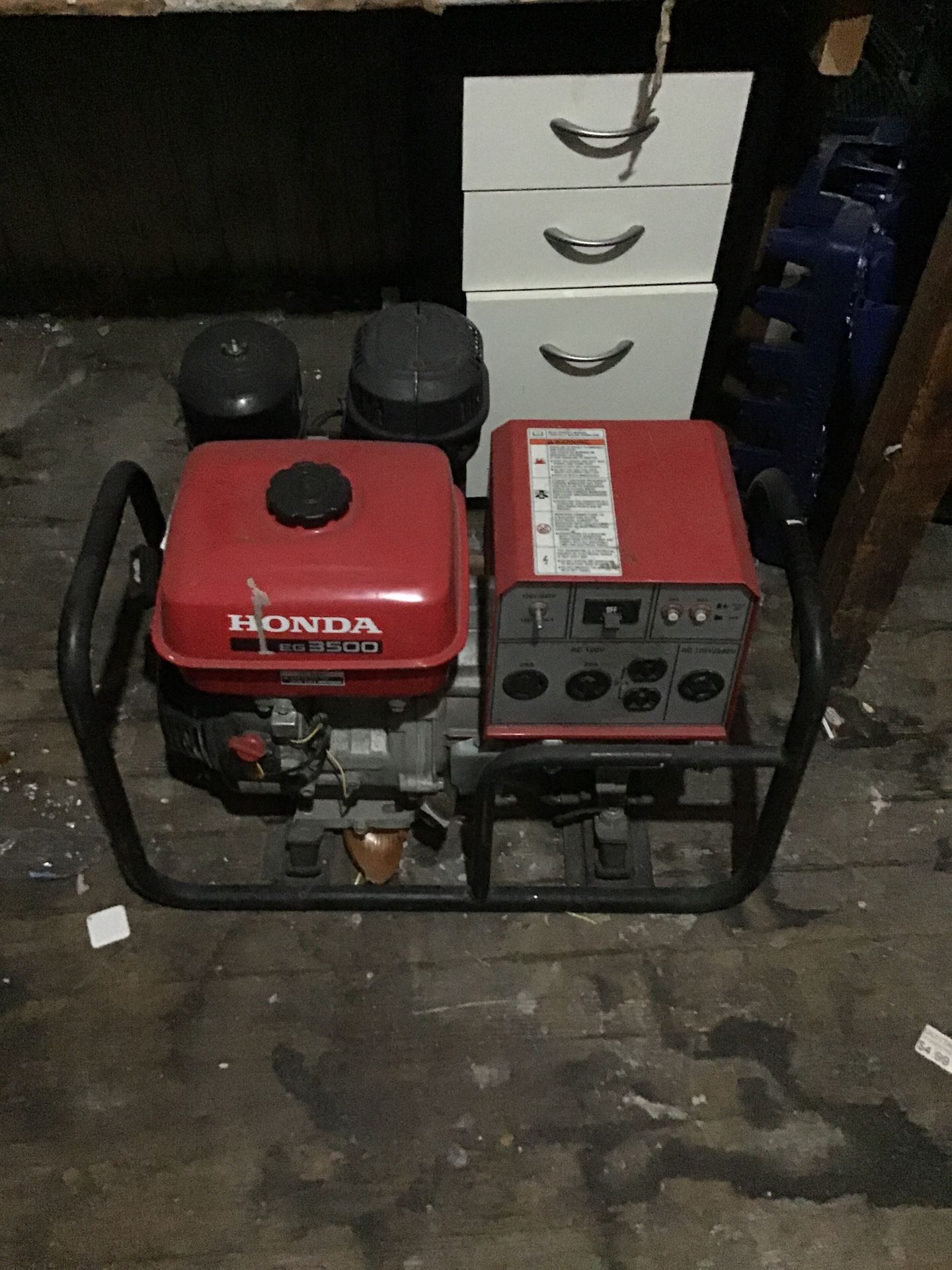 Honda EG 3500 Gas powered generator