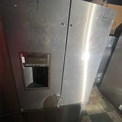 36”in WIDE REFRIGERATOR (NEW)(WHIRLPOOL)