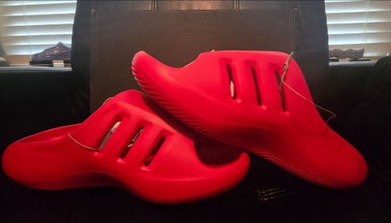 Adidas Slide