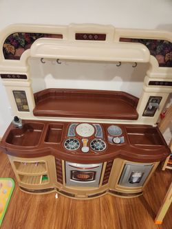 Plastic kitchen toy