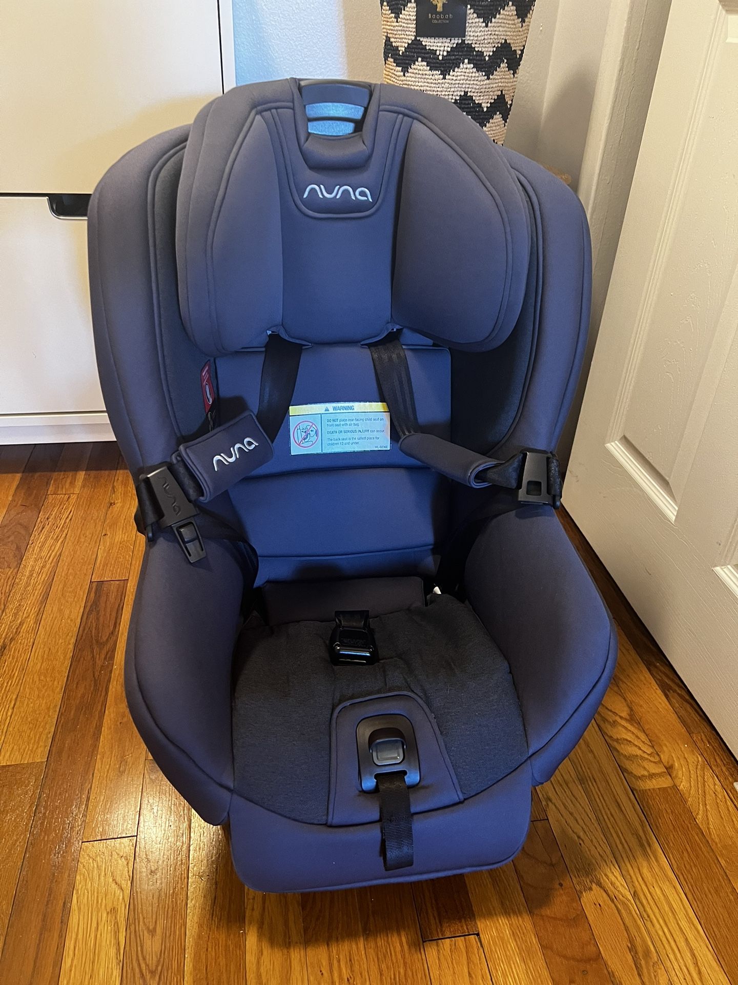 Nuna Rava Car Seat Indigo