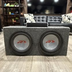 2 Alpine Type R Subwoofers (w. Kicker Amp)