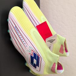 Men's LOTTO SOLISTA 100 VIII Gravity FG Soccer Cleats - Size 10  NEW 