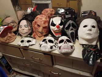 (BRAND NEW) Huge Halloween Mask BUNDLE