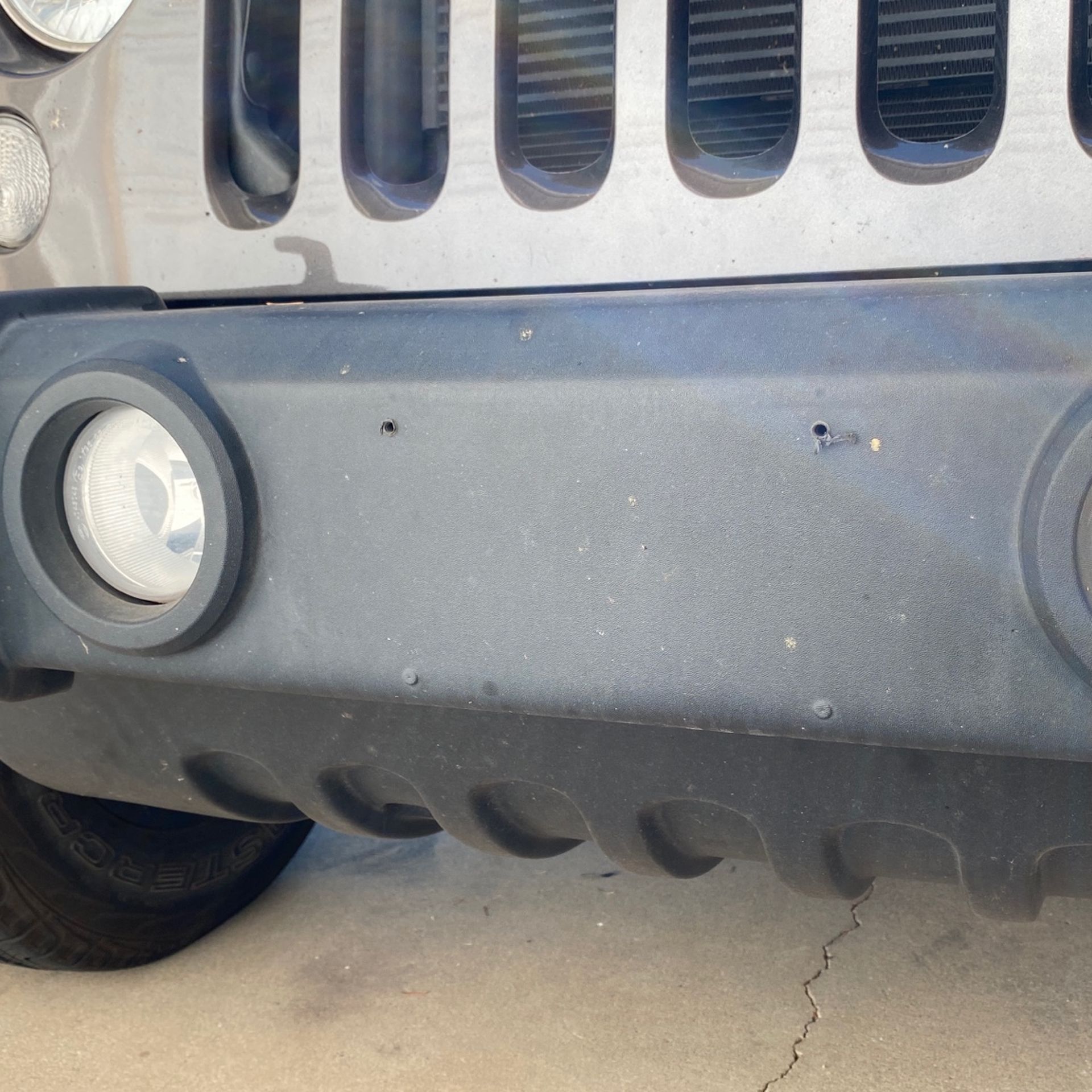 2018 Jeep Wrangler JK Front Bumper Complete Assembly