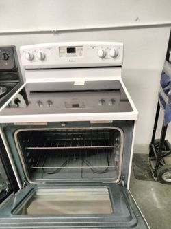 Stove electric nice condition everything