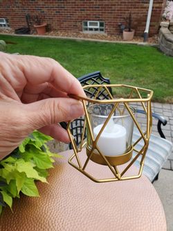 Rustic looking tea light holder